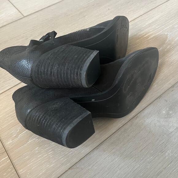 Sam Edelman 'Macon' Women's 6 Black Nubuck Leather Snake Print Ankle Boot - Picture 7 of 9